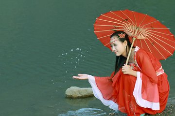 她的缠绵场景untrimmed